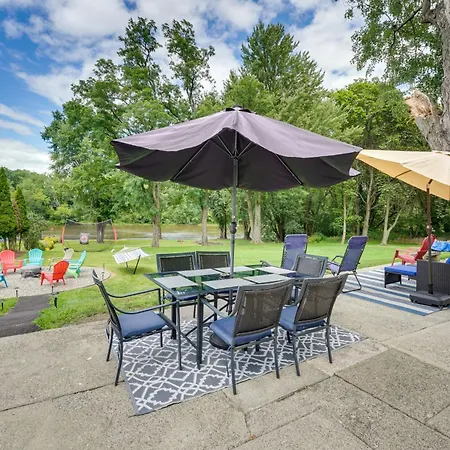 Waterfront Wallkill Duplex Home With Fire Pits!